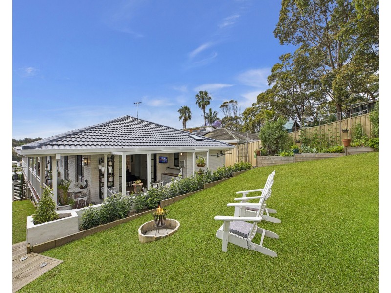 13 Vista Parade, Bateau Bay NSW 2261