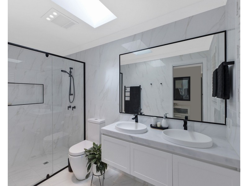 13 Vista Parade, Bateau Bay NSW 2261