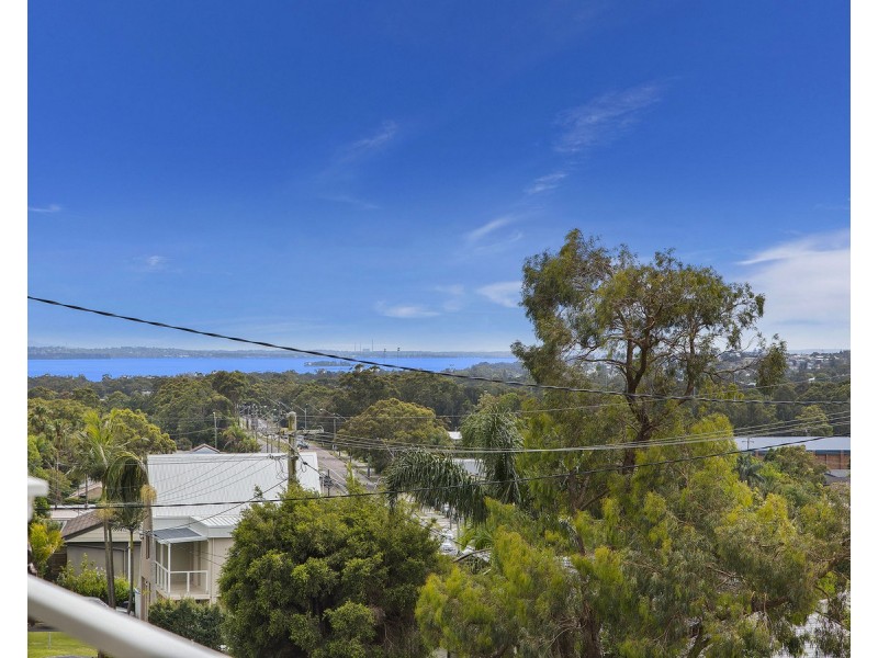 13 Vista Parade, Bateau Bay NSW 2261