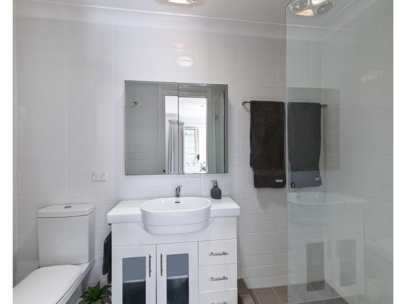 2/43 Scenic Highway, Terrigal NSW 2260