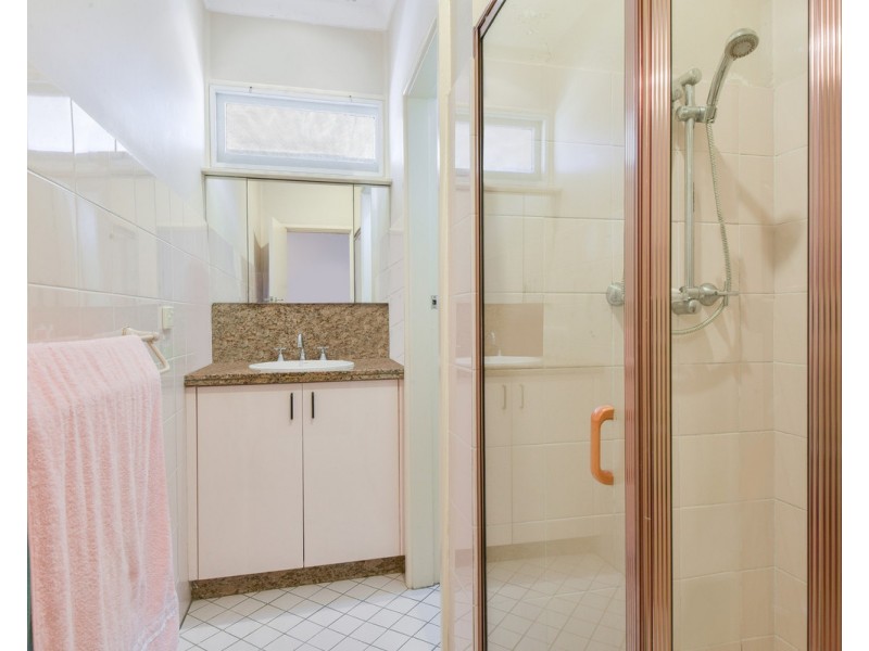 1/193 Albany Street, Point Frederick NSW 2250