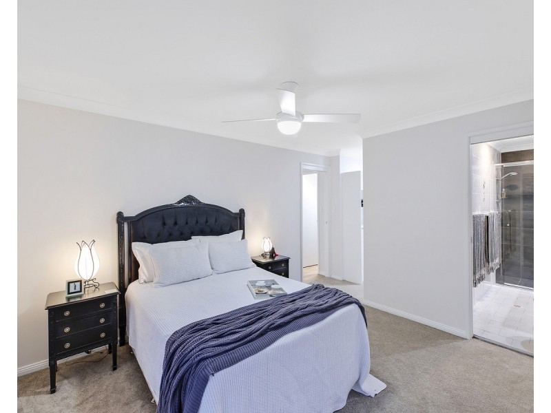 14 Christle Street, Green Point NSW 2251