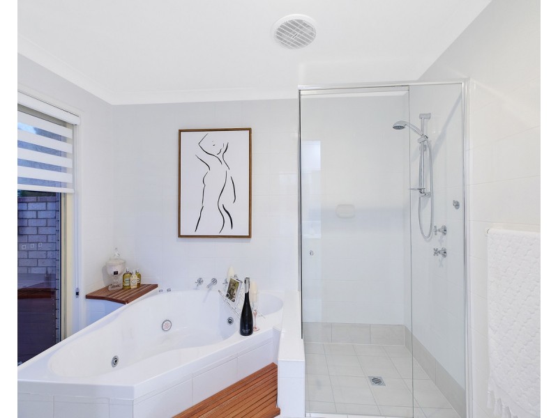 14 Christle Street, Green Point NSW 2251