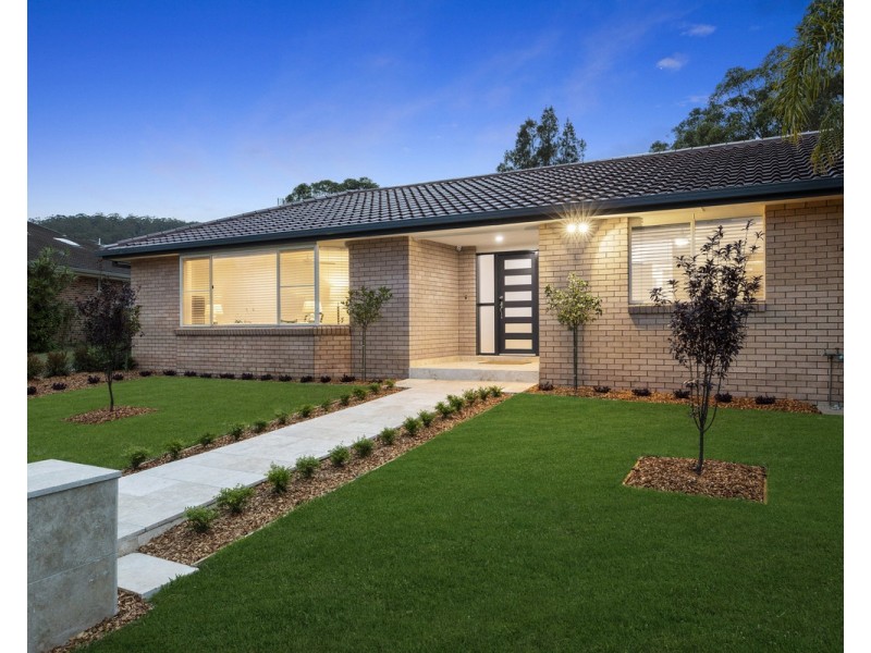 14 Christle Street, Green Point NSW 2251