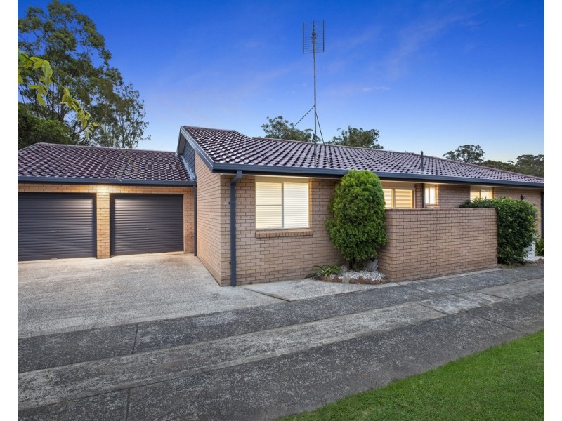 14 Christle Street, Green Point NSW 2251