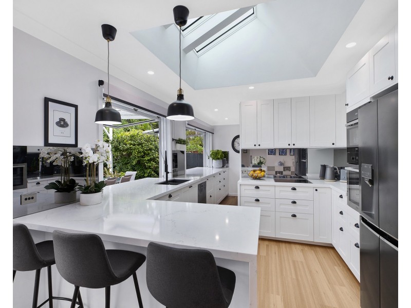 18 Heights Crescent, Wamberal NSW 2260