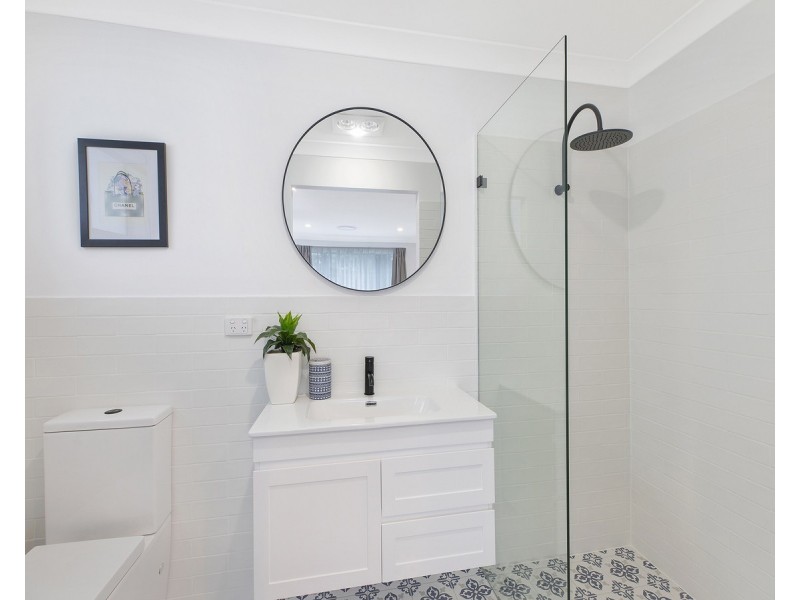 18 Heights Crescent, Wamberal NSW 2260