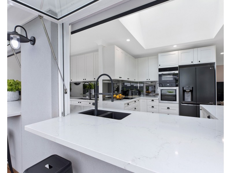 18 Heights Crescent, Wamberal NSW 2260