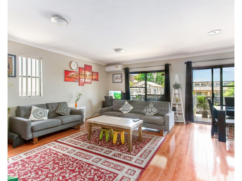 5/111 Faunce Street West, Gosford NSW 2250