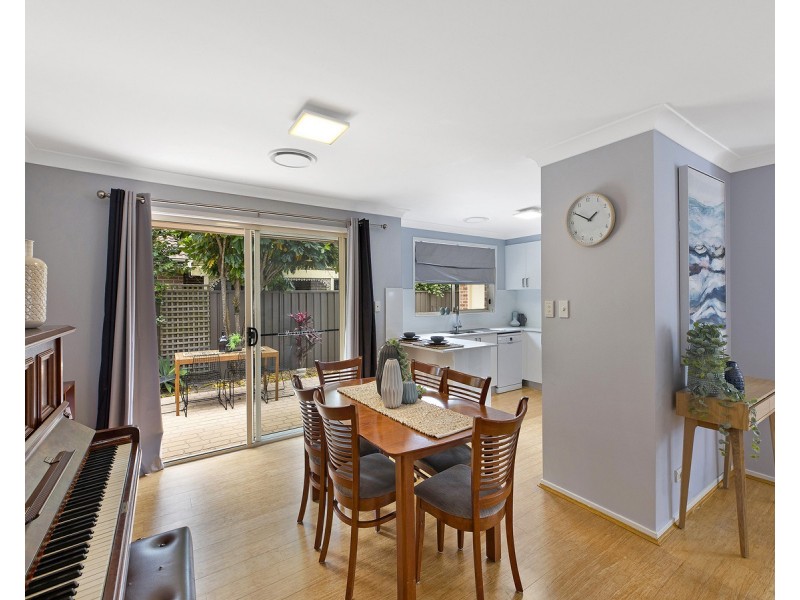 2/85 Paton Street, Woy Woy NSW 2256