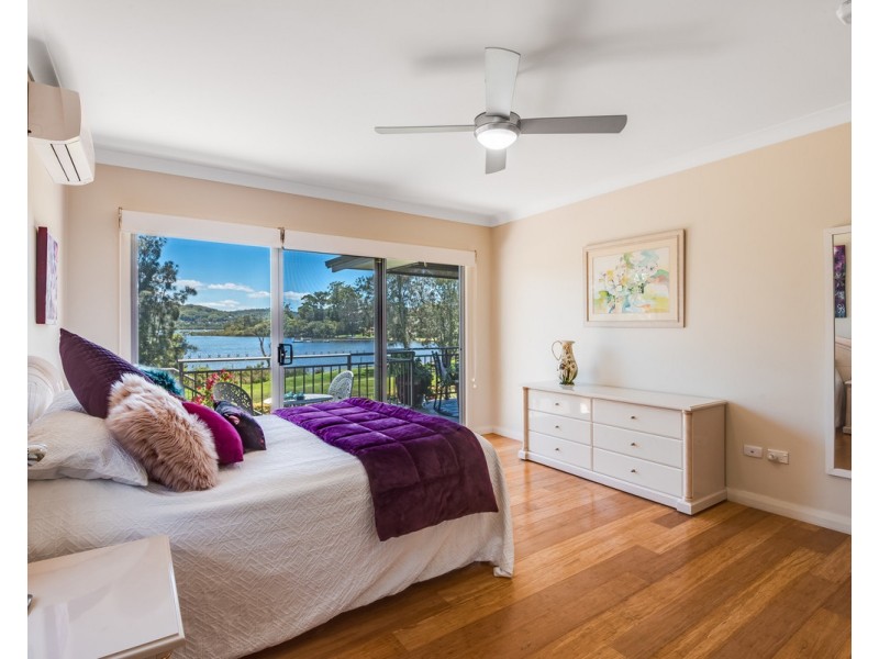 35 Bayside Drive, Green Point NSW 2251