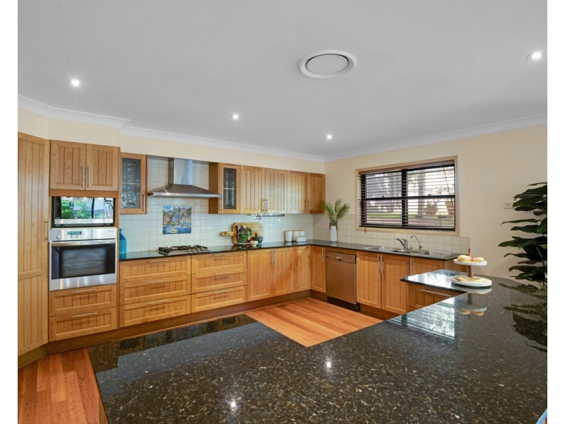 7 Watergum Place, Springfield NSW 2250