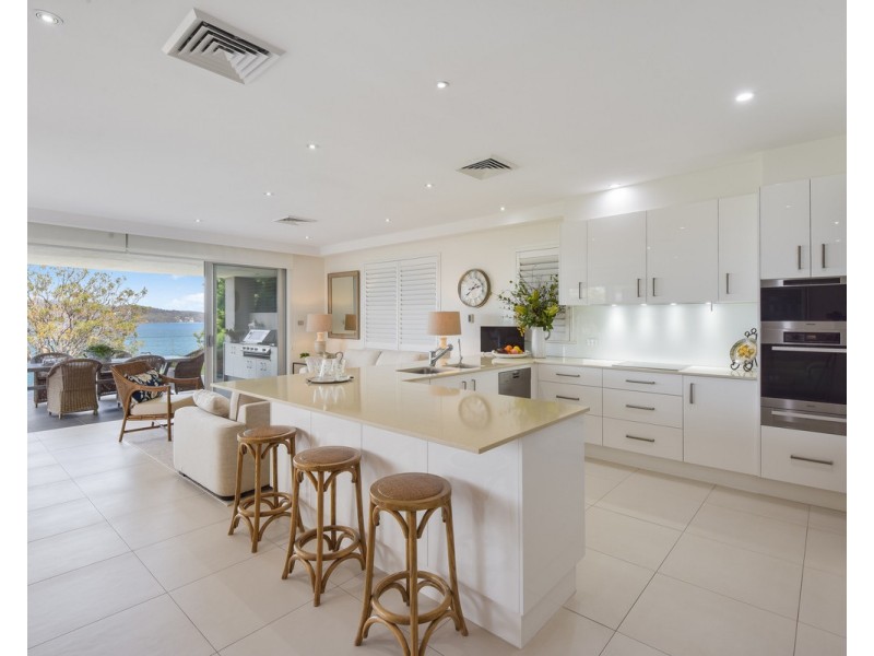 25 Coogee Road, Point Clare NSW 2250