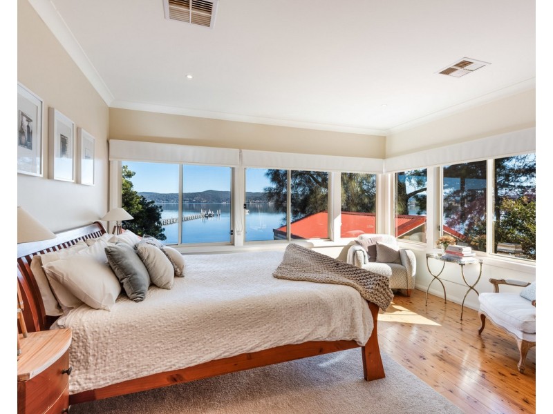 247 Avoca Drive, Green Point NSW 2251