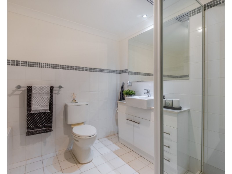 6/13-15 Moore Street, West Gosford NSW 2250