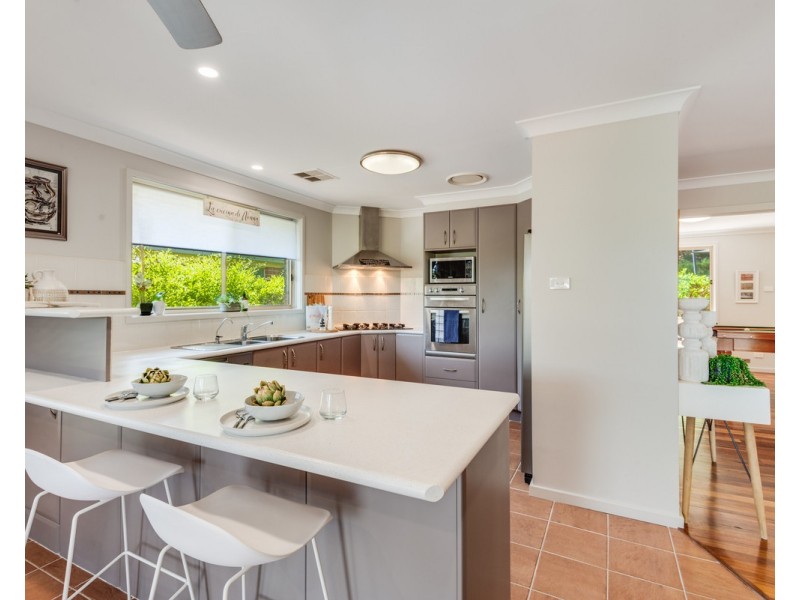 14 Crestview Place, Lisarow NSW 2250