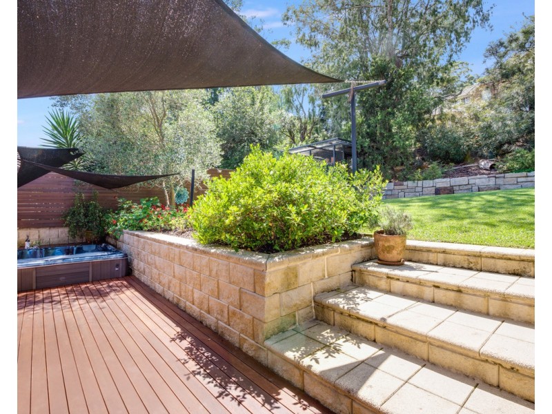 14 Crestview Place, Lisarow NSW 2250