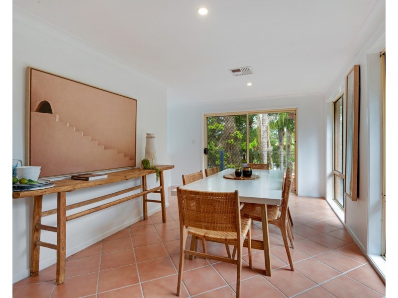 18 Settlers Ridge Close, Lisarow NSW 2250