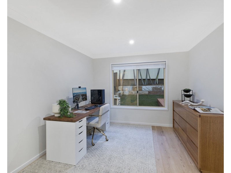 3 Mount Place, Green Point NSW 2251