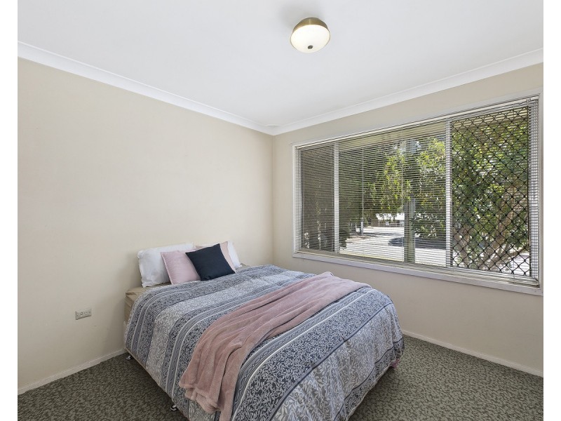 4 Pierce Street, Niagara Park NSW 2250