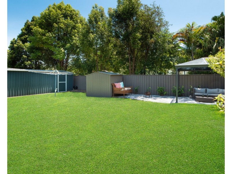 5 Bottlebrush Close, Wyoming NSW 2250