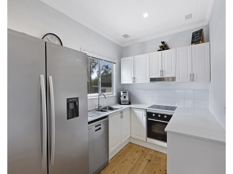 724 The Entrance Road, Wamberal NSW 2260