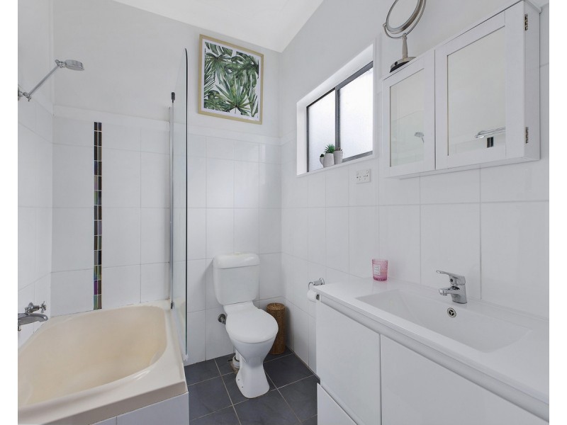 724 The Entrance Road, Wamberal NSW 2260