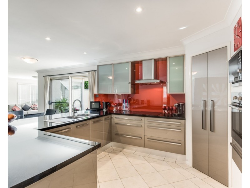 10 Woolybutt Crescent, Erina NSW 2250