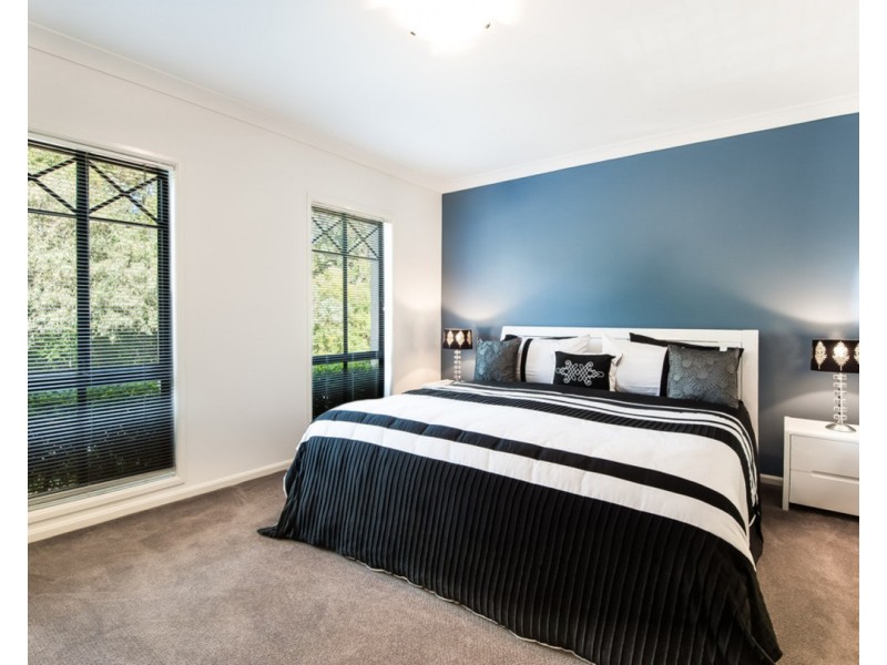 10 Woolybutt Crescent, Erina NSW 2250