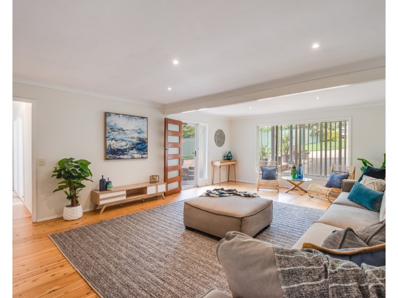 3 South Crescent, North Gosford NSW 2250