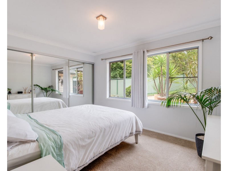 3 South Crescent, North Gosford NSW 2250