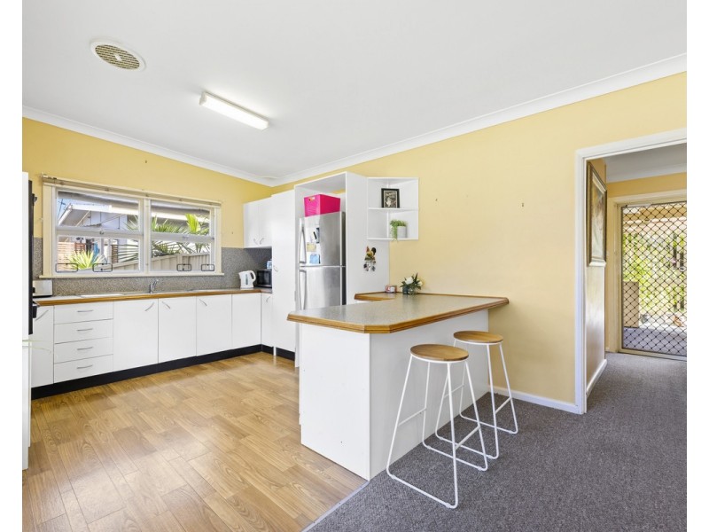 40 Dudley Street, Gorokan NSW 2263