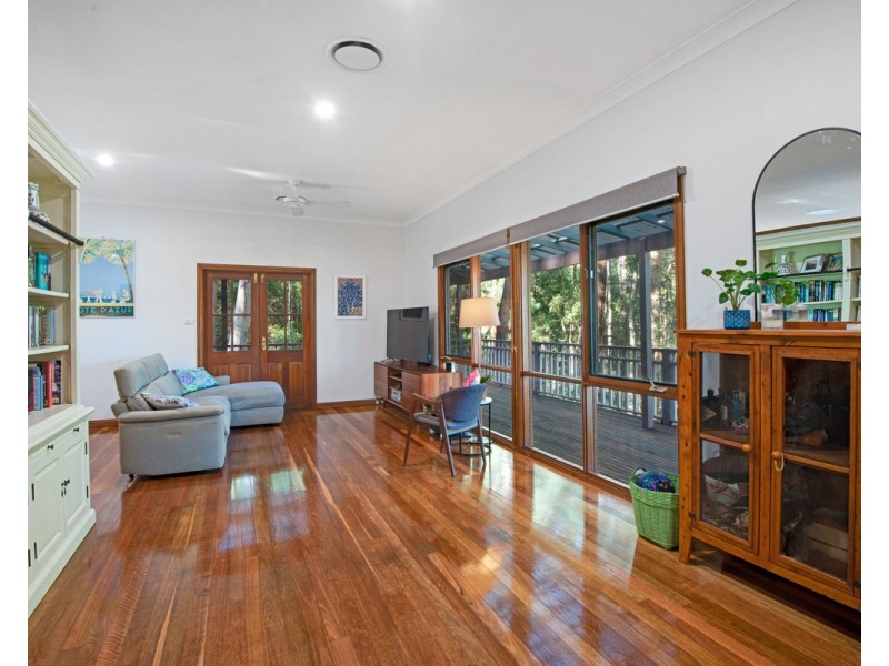 66 Perratt Close, Lisarow NSW 2250