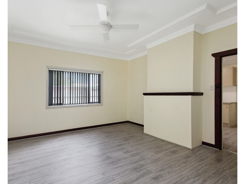 504 Pacific Highway, Wyoming NSW 2250