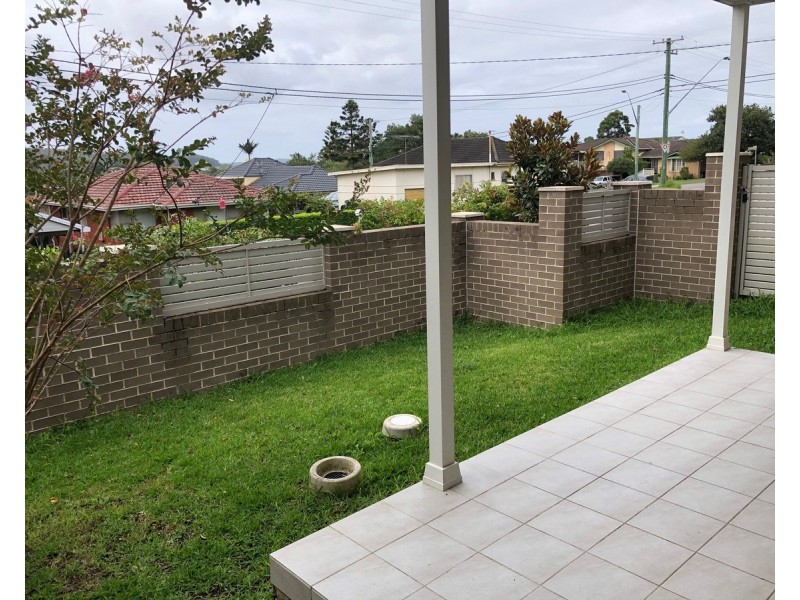 1/42 Wells Street, East Gosford NSW 2250