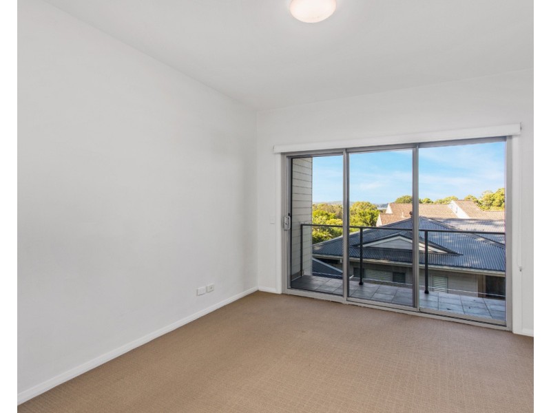 4/9-11 White Street, East Gosford NSW 2250