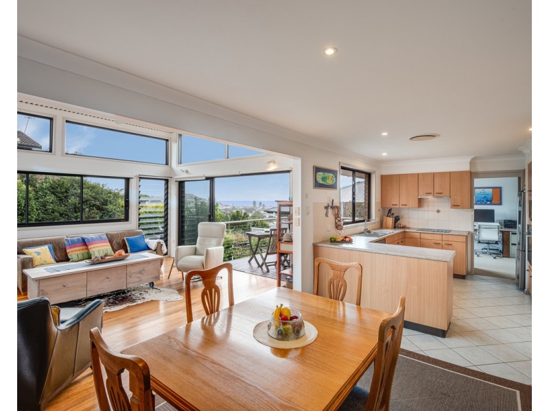 17 Hastings Road, Terrigal NSW 2260