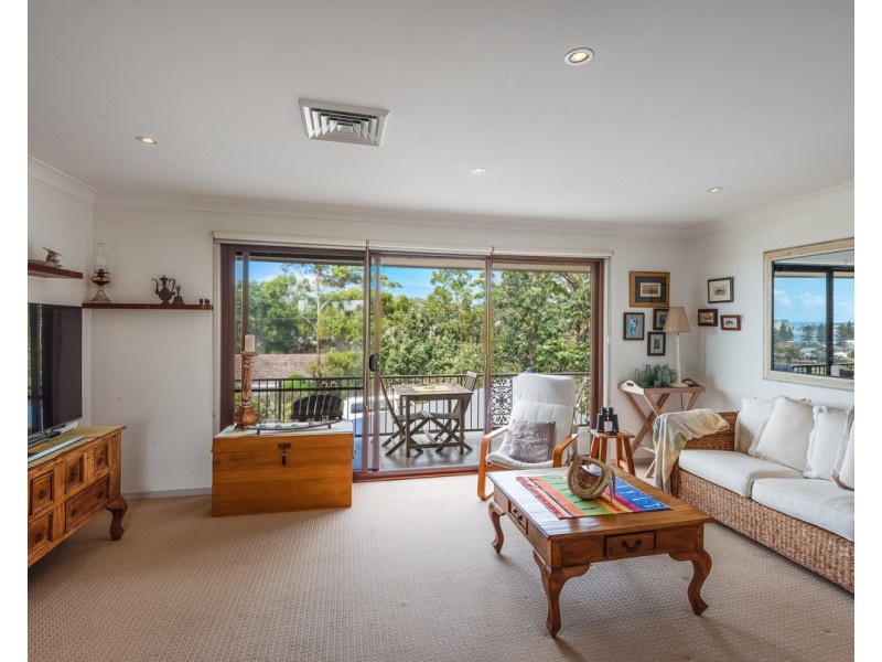 17 Hastings Road, Terrigal NSW 2260
