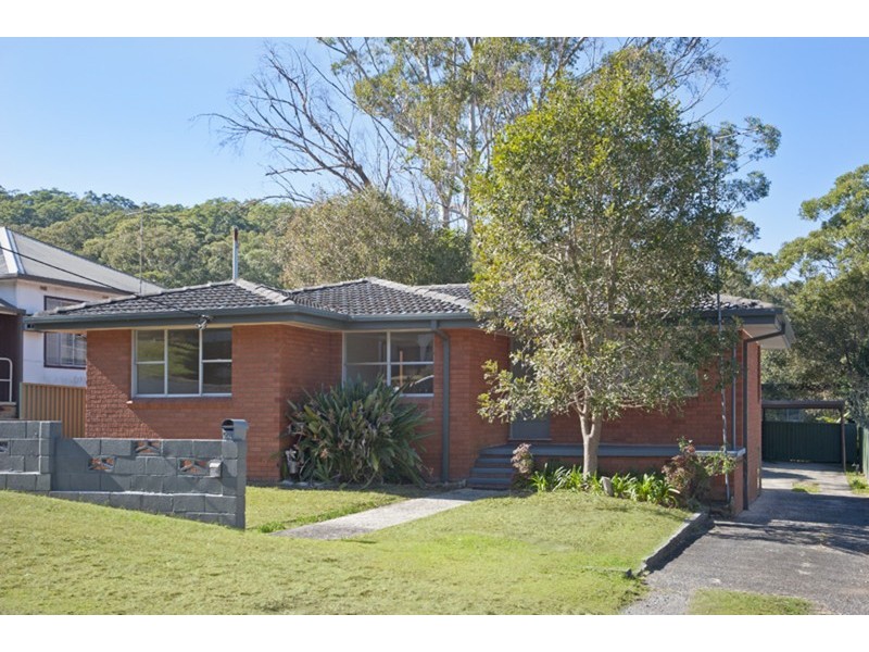 24 Lynnette Crescent, East Gosford NSW 2250