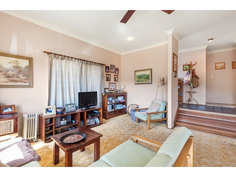 12 Gill Avenue, Avoca Beach NSW 2251