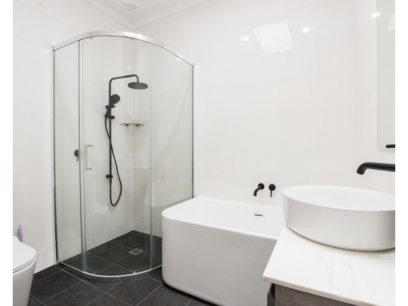 7 Malison Street, Wyoming NSW 2250