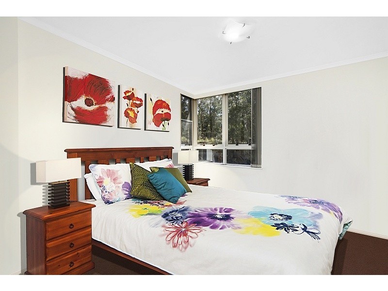 455/80 John Whiteway Drive, Gosford NSW 2250