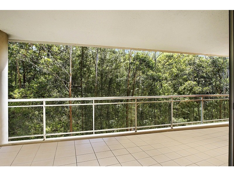 455/80 John Whiteway Drive, Gosford NSW 2250