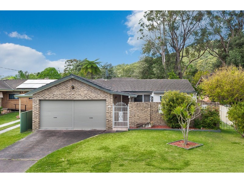 60 North Crescent, Wyoming NSW 2250