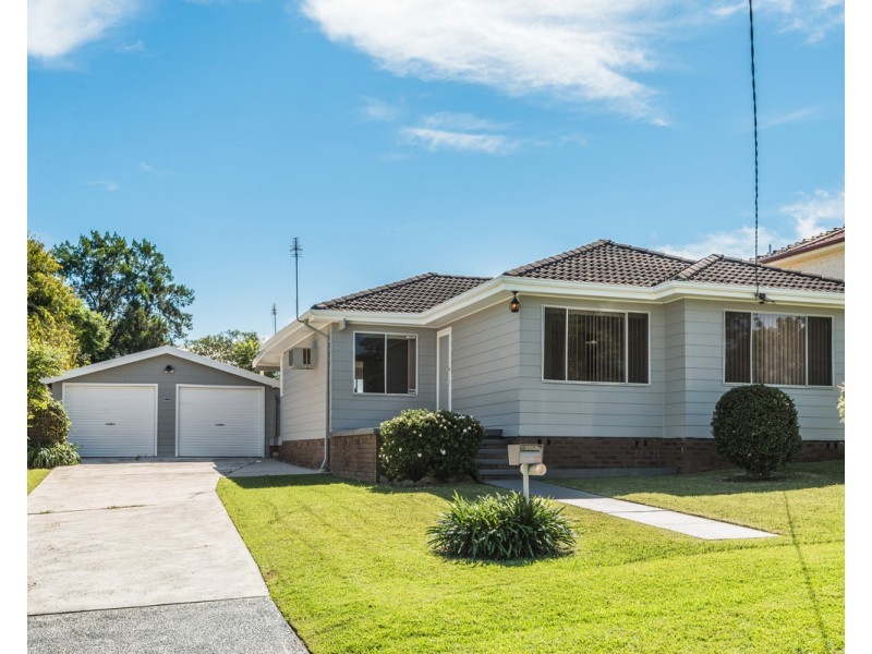 13 Isis Street, Wyoming NSW 2250