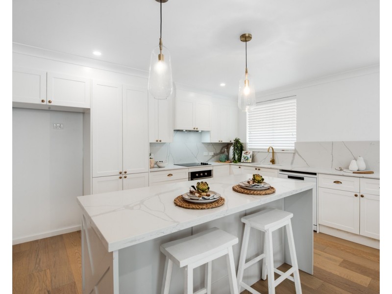 11 Haynes Street, Wyoming NSW 2250