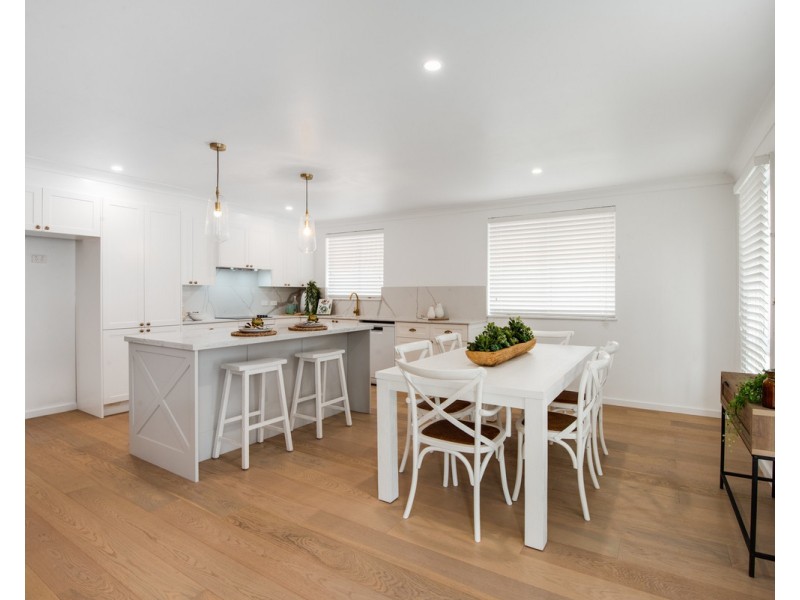 11 Haynes Street, Wyoming NSW 2250