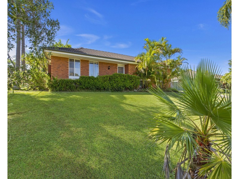3 Nisic Close, Bateau Bay NSW 2261