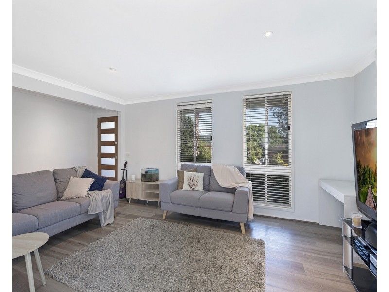 3 Nisic Close, Bateau Bay NSW 2261