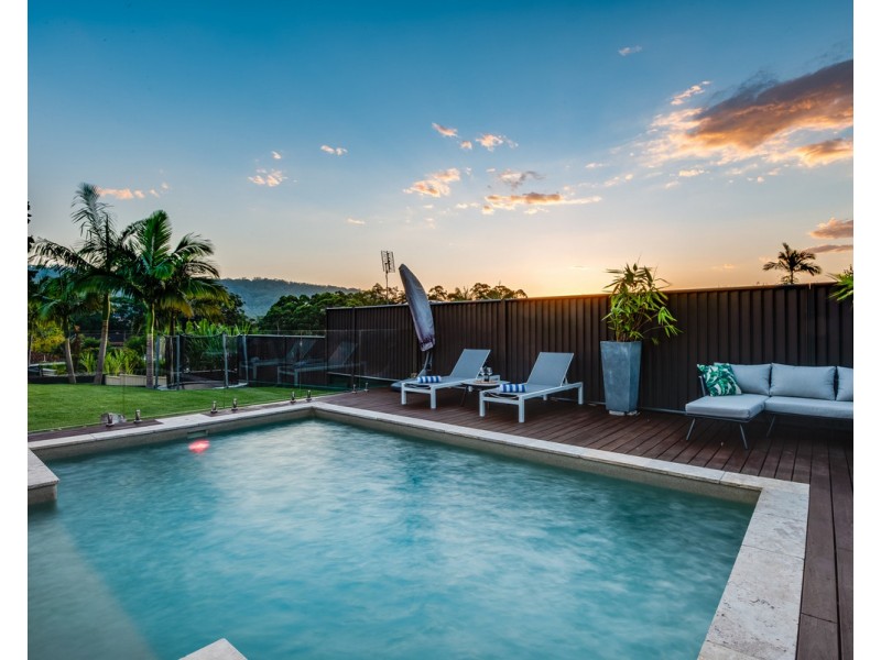 6 Stephen Close, Green Point NSW 2251